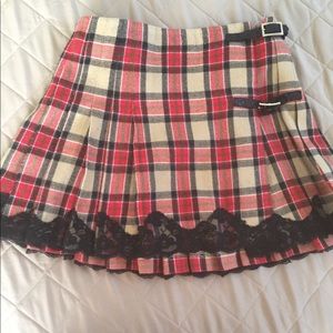 Plaid lace trimmed skirt